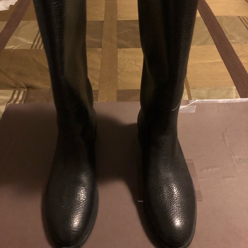 LV Women’s riding boots